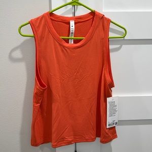 NWT lululemon train to be tank